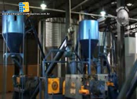 M�quina para extra��o de �leo de soja Grajatec