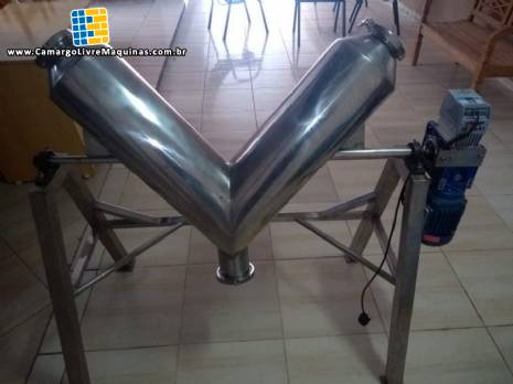 Misturador em V para laborat�rio