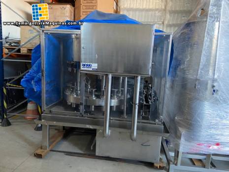 Envasadora gravim�trica e rosqueadora IMSB