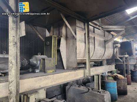 Misturador ribbon blender para p�s revestido em a�o carbono 4 toneladas