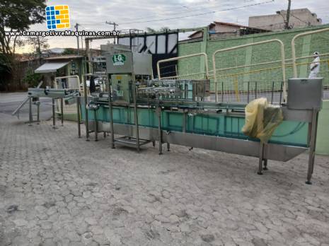 Envasadora linear 6 bicos automtica com rinser tampadora I.G. Mquinas 1.800 garrafas por hora