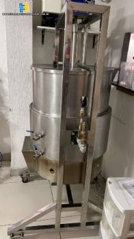 Tacho em a�o inox � g�s Geral Multipe�as 150 litros