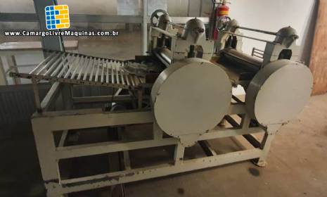 Linha cont�nua de macarr�o 600 Kg / hora Indiana