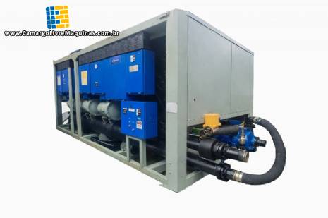 Chiller banco de �gua gelada industrial com condensa��o a ar Carrier 200 TR