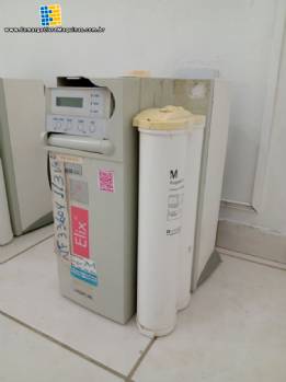 Sistema de �gua pura Millipore Elix 10