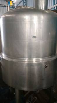 Tanque em a�o inox encamisado com batedor e raspador para cremes e chocolates
