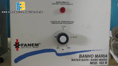 Banho maria para laborat�rio Fanem