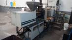 Injetora para potes PS e tampas 80 toneladas Himaco com chiller Refrisat