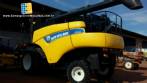 Colheitadeira New Holland