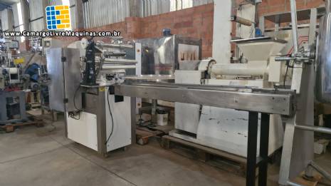 Embaladora flow pack R Camargo Mega Pack II