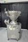 Embutideira � v�cuo com torcedor e com tombador elevador Handtmann at� 6.000 kg por hora