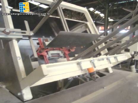 Armadora para caixas de papel�o Rotopack