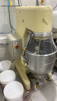 Batedeira planetária industrial Amadio 80 litros Batedeira planetária industrial Amadio 80 litros
