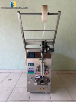 Empacotadora envasadora automática de sachês com dosadora Cetro Empacotadora envasadora automática de sachês com dosadora Cetro