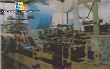 Linha máquinas para produção de fraldas 120 peças por minuto Martini Linha máquinas para produção de fraldas 120 peças por minuto Martini