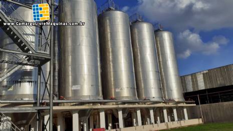 Tanque em aço inox para fermentação de cervejas 167.500 litros Codistil Dedini Tanque em aço inox para fermentação de cervejas 167.500 litros Codistil Dedini
